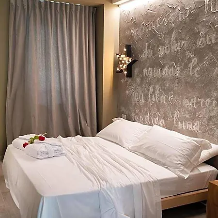 Dei Poeti Bed & Breakfast 3*