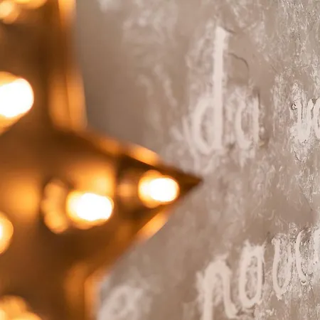 Dei Poeti Oda ve Kahvaltı 4*