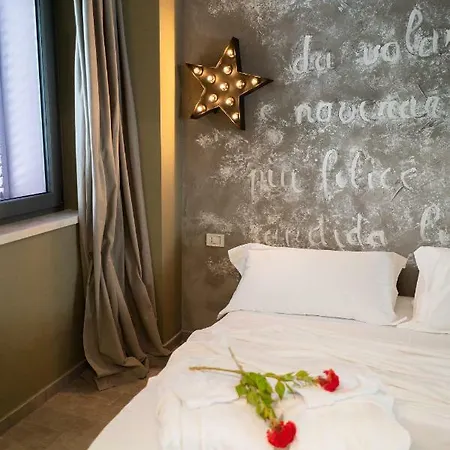 Dei Poeti Oda ve Kahvaltı Civitanova Marche